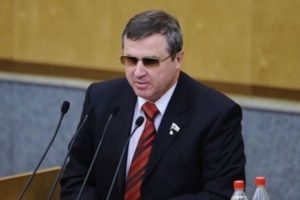 Олег Смолин