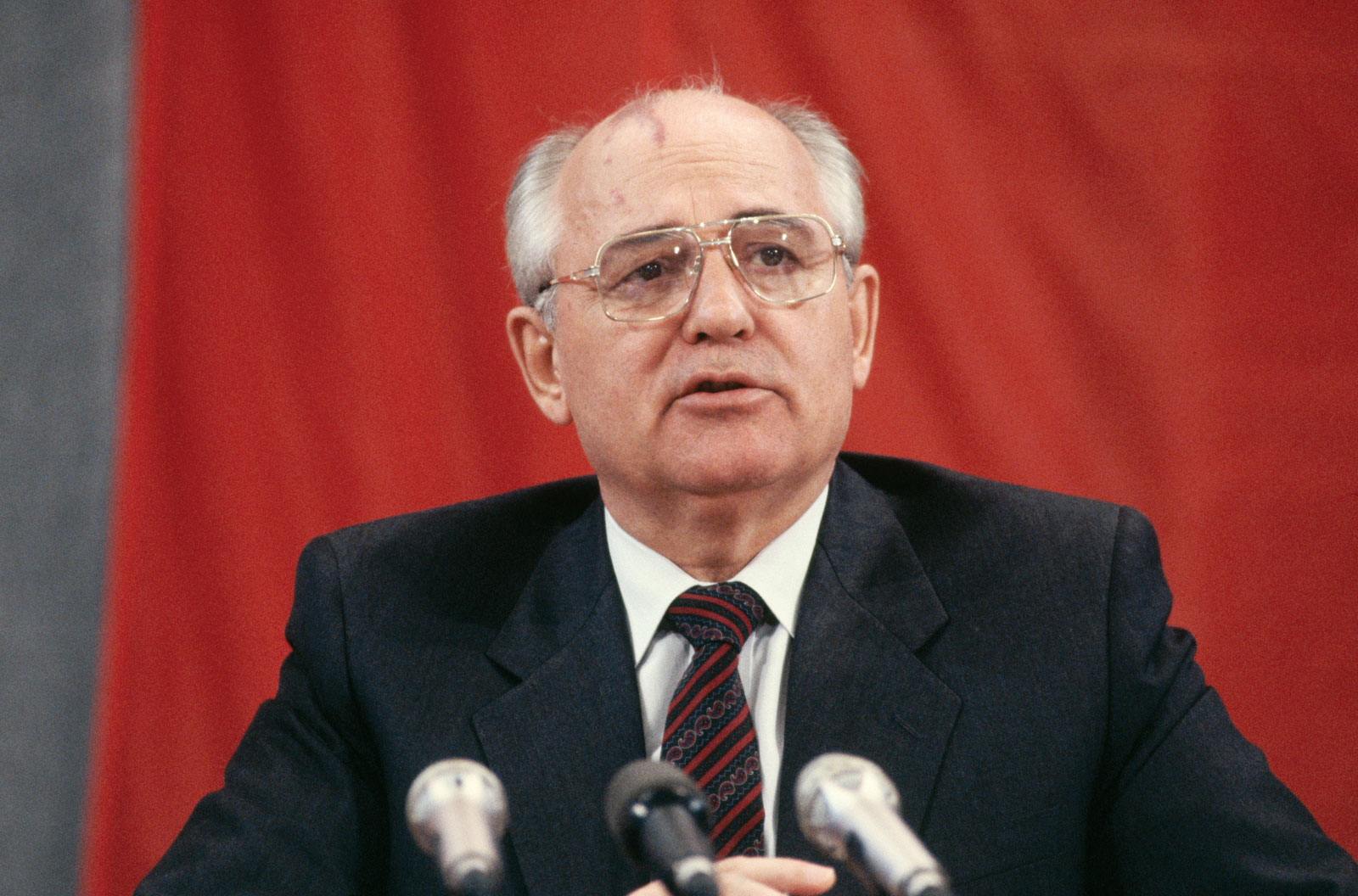 Проклятия заслуживает и Горбачёв, и вся советская русофобская система