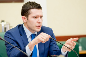 Антон Алиханов